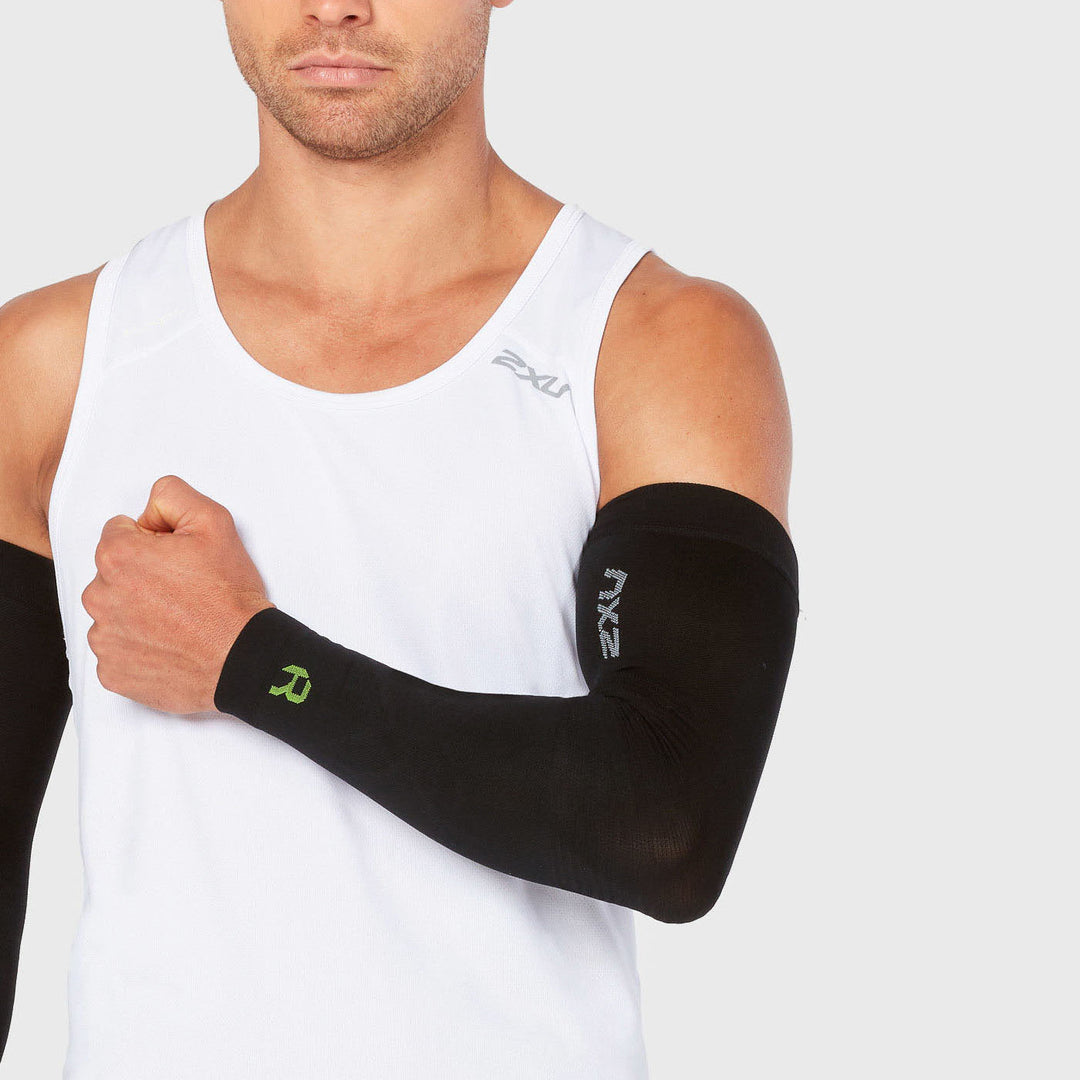 2XU - Recovery Flex Arm Sleeves