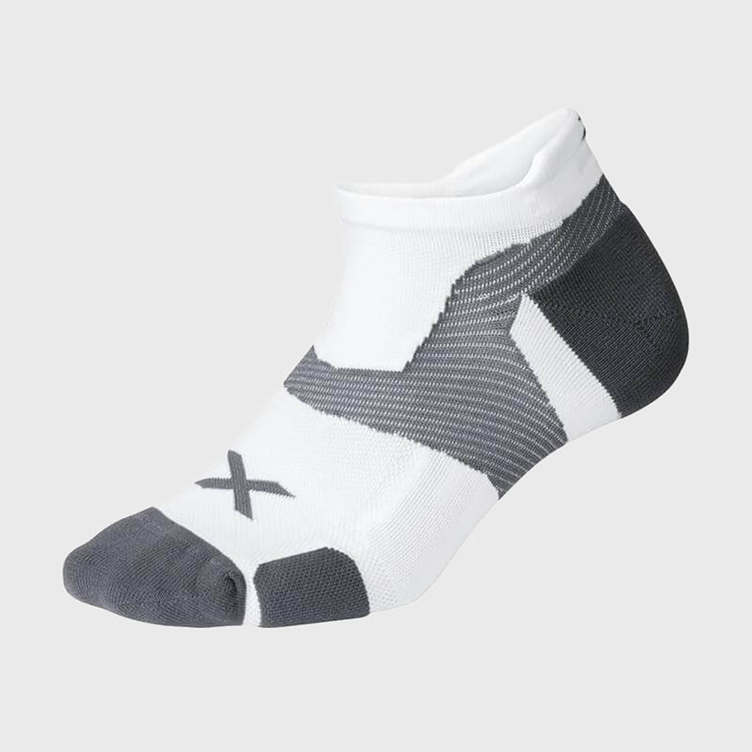 2XU - Vectr Cushion No Show Socks - White/Grey