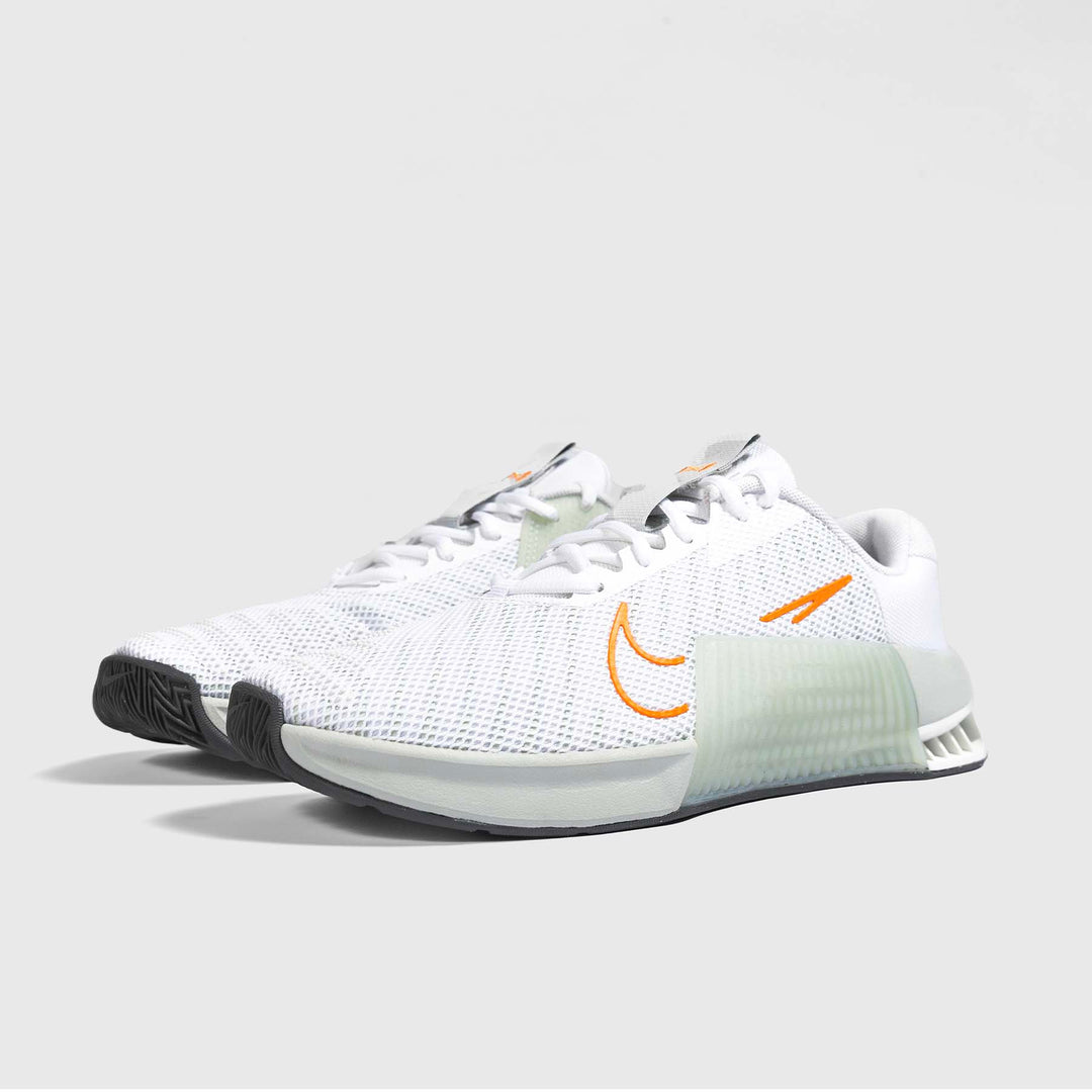 Nike - Metcon 9 Men's Training Shoes - WHITE/WHITE-LIGHT SILVER-BRIGHT MANDARIN